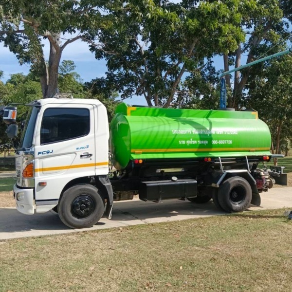 ขายน้ำจืดเป็นคันรถ